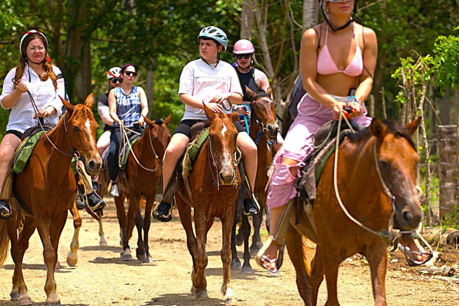 Horseback beach riding Miches excursions adventure