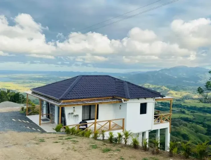 montana redonda airbnb