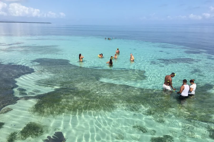 Media Luna natural Pool in Miches